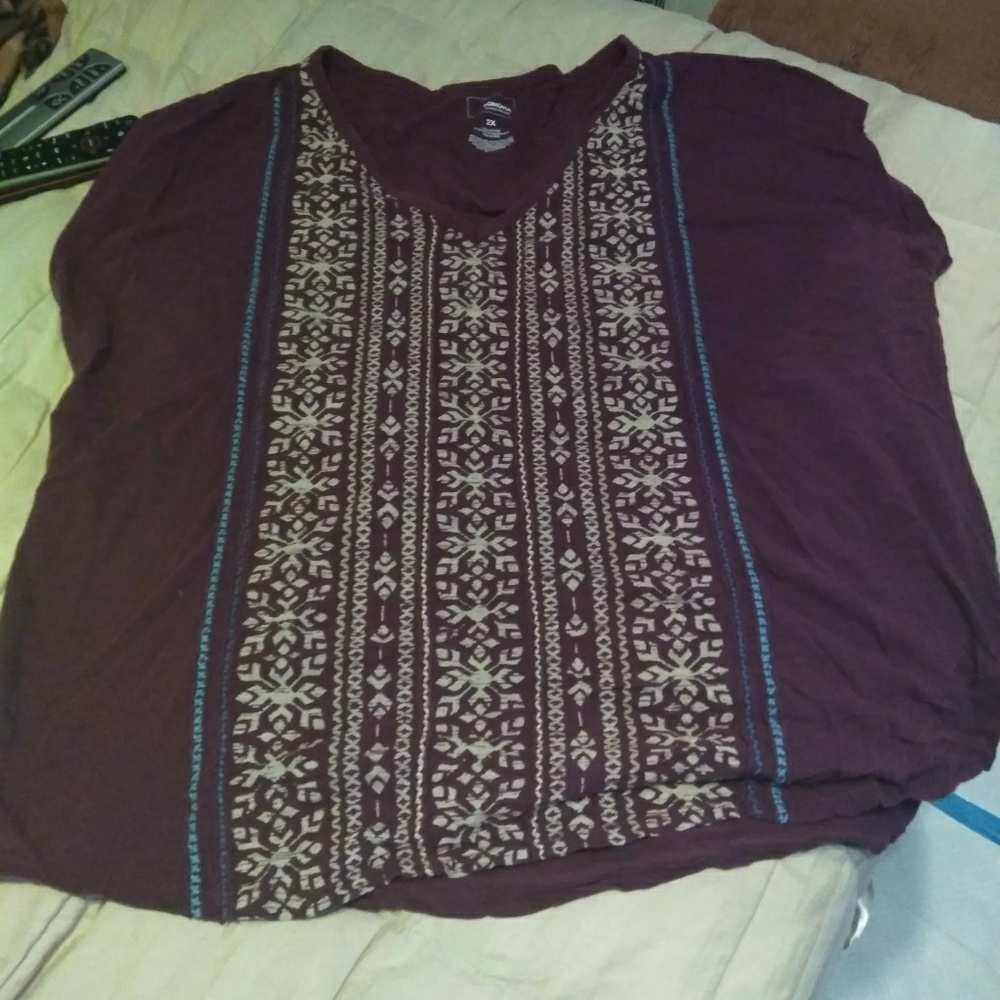 Top - Picture 2 of 2